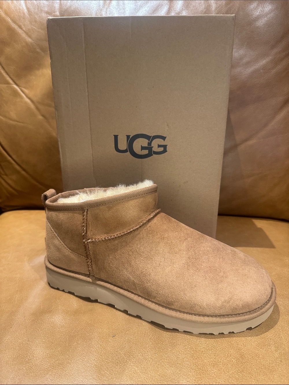 NWT UGG Classic Ultra Mini Boots Chestnut Suede Sheepskin Women’s Size 10
